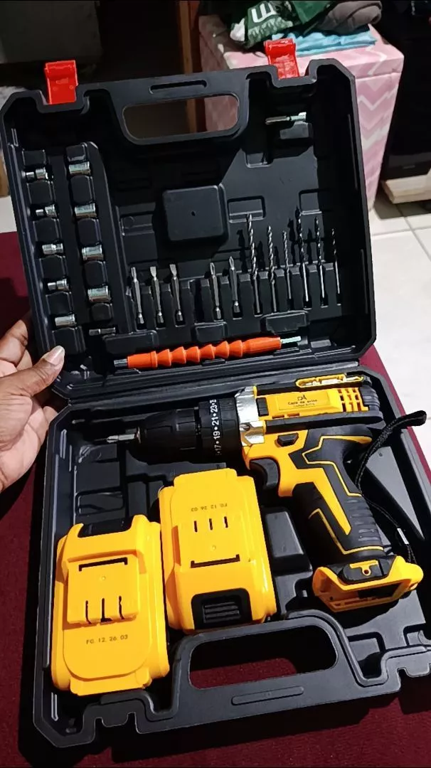 Foto de avaliação 6 — Furadeira e parafusadeira 12V