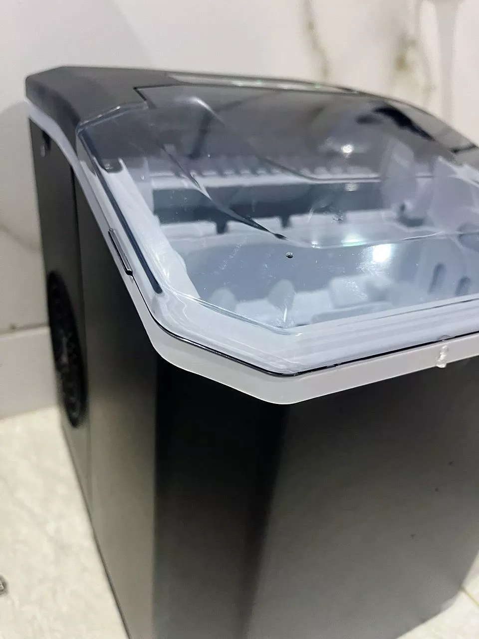 Máquina de gelo portátil 12 kg em foto de cliente 1