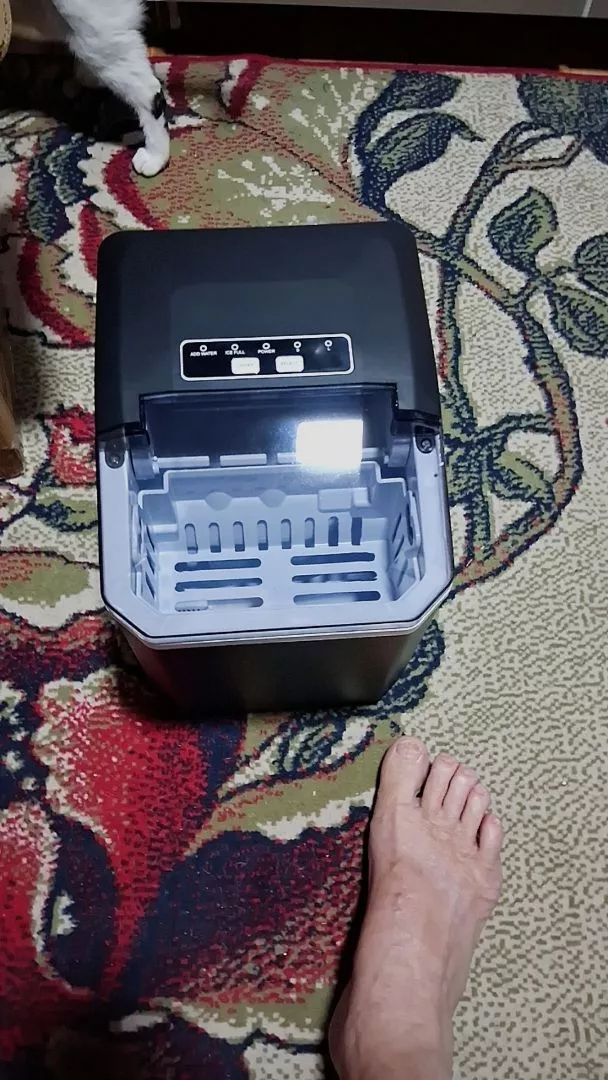 Máquina de gelo portátil 12 kg em foto de cliente 7