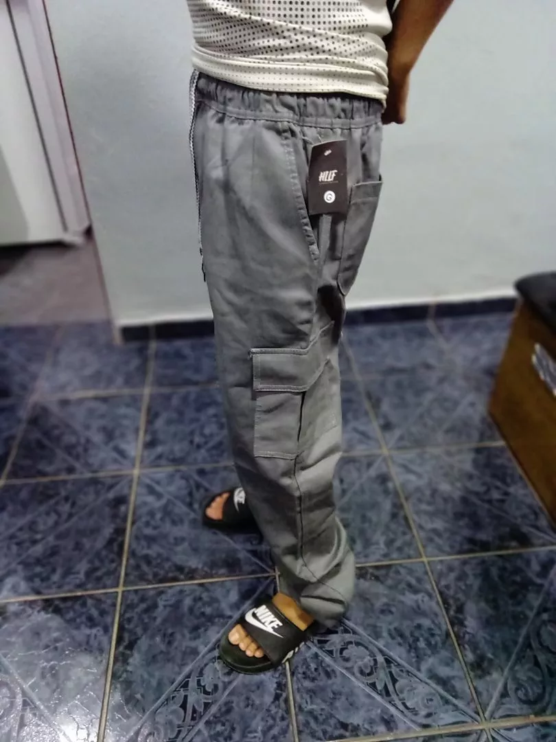 Foto de cliente 2 da calça cargo